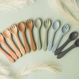 
            
                Load image into Gallery viewer, Ash &amp;amp; Co Nursing &amp;amp; Feeding Silicone Two Piece Cutlery Set : Sky
            
        