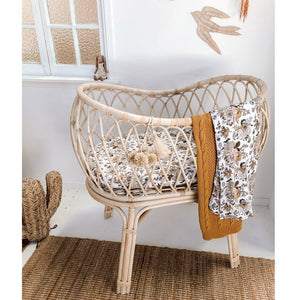 
            
                Load image into Gallery viewer, Bamboo Jersey Fitted Bassinet Sheet : Goldie Blooms Sheet Luna&amp;#39;s Treasures 
            
        