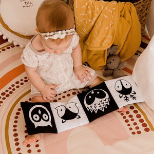 
            
                Load image into Gallery viewer, Baby’s First Soft Book : In the Woods Toys RMS Publishing 
            
        