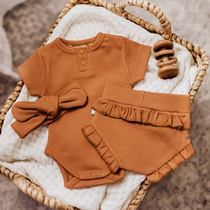 
            
                Load image into Gallery viewer, Snuggle Hunny Kids Organic Baby Clothing Organic High Waist Bloomers : Chestnut
            
        