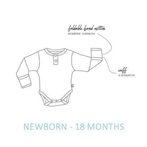 
            
                Load image into Gallery viewer, Snuggle Hunny | Organic Long Sleeve Bodysuit | Heart | Ecosprout
            
        