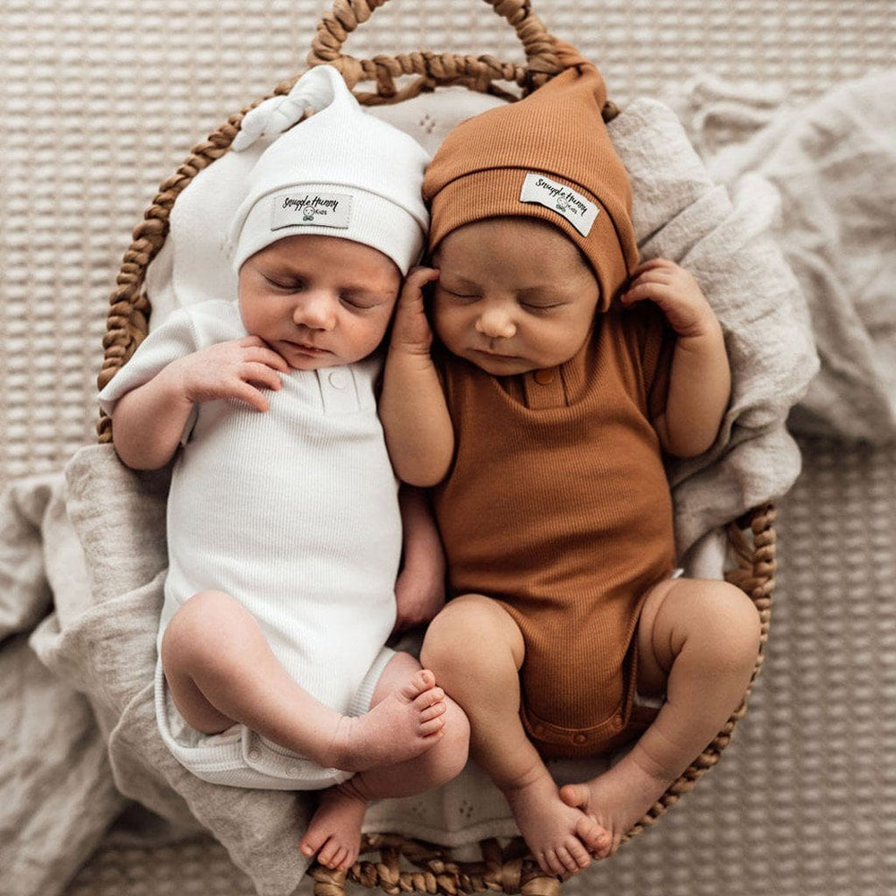 
            
                Load image into Gallery viewer, Snuggle Hunny Kids Organic Baby Clothing Organic Ribbed Knotted Beanie : Milk
            
        